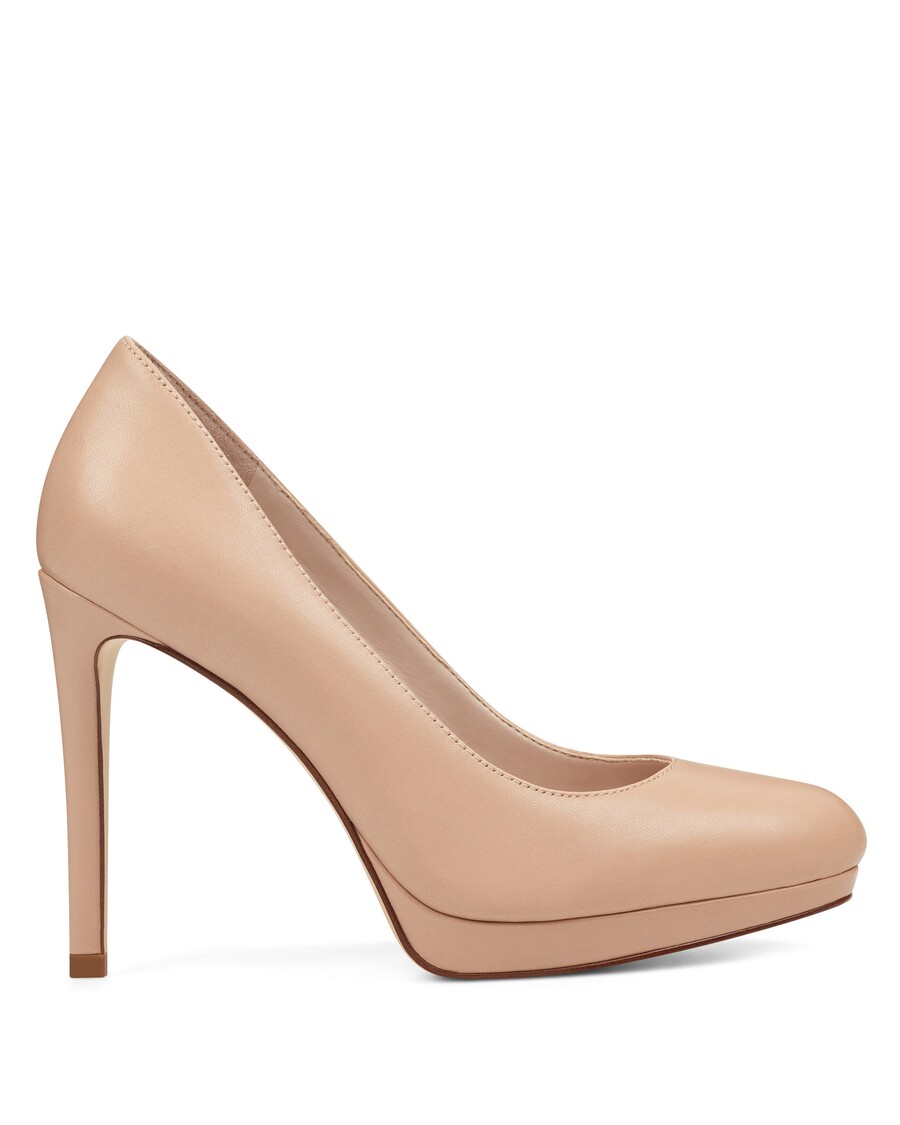 Nine West Quabree Platform Pumps